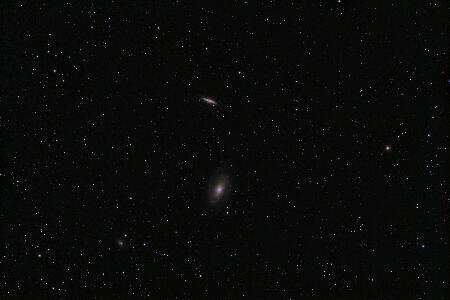 M81 & M82, 2014-6-1, 30x200sec, APO65Q, QHY8.jpg